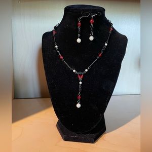 Elegant drop necklace and earrings